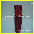 The single bottle wine bag with ribbon bow in satin material